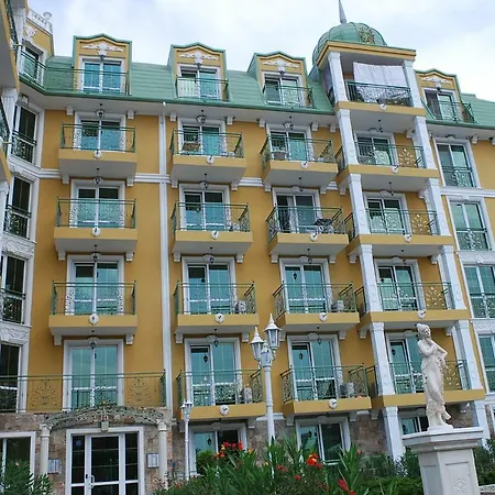 Golden Hermes Апартамент